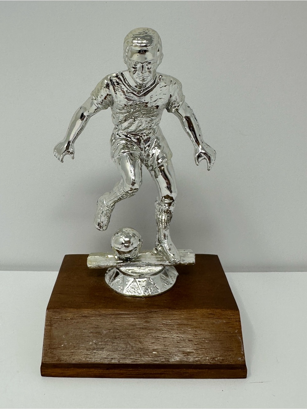 Vintage Trophy Silver‎ Plastic Soccer Player On Wood Base ~5.75” A1